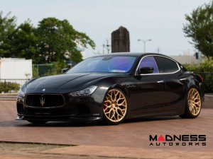 Maserati Quattroporte Custom Wheels - HF-2 by Vossen - Gloss Gold Maserati Quattroporte Custom Wheels - HF-2 by Vossen - Gloss Gold